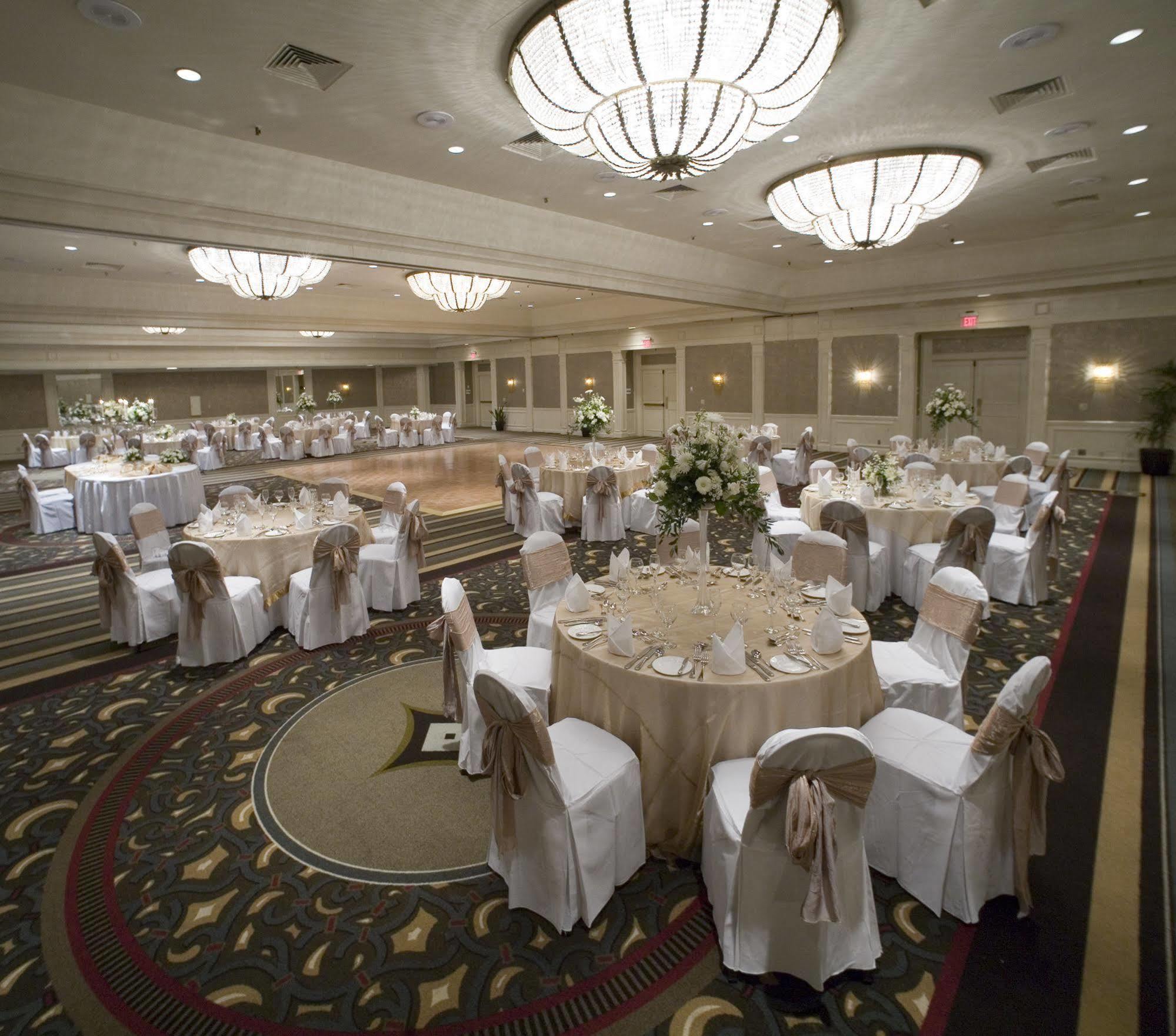 Doubletree By Hilton Hartford Downtown Hotel Exterior foto